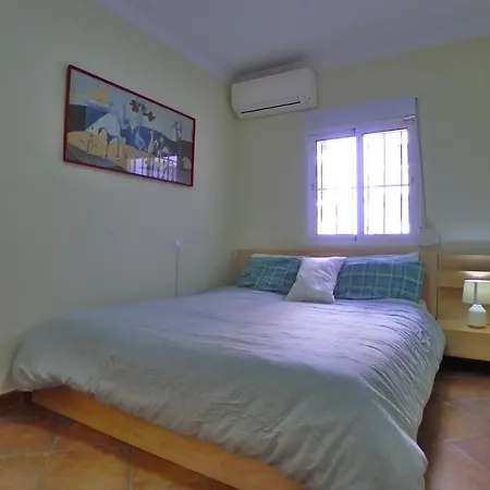 R1353 Tuhillo 8, 1d * Nerja