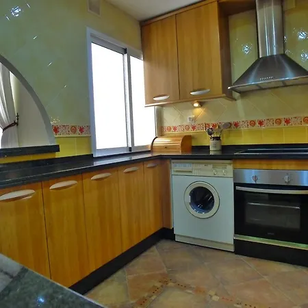 R1353 Tuhillo 8, 1d * Nerja