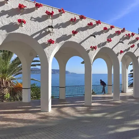 R1353 Tuhillo 8, 1d Apartamento Nerja