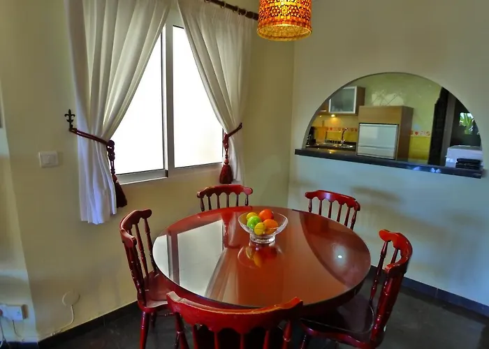 R1353 Tuhillo 8, 1d *